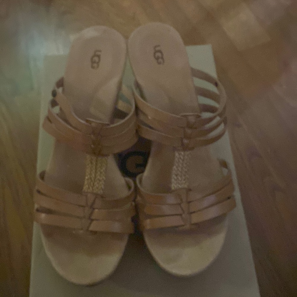 UGG wedges size 10M